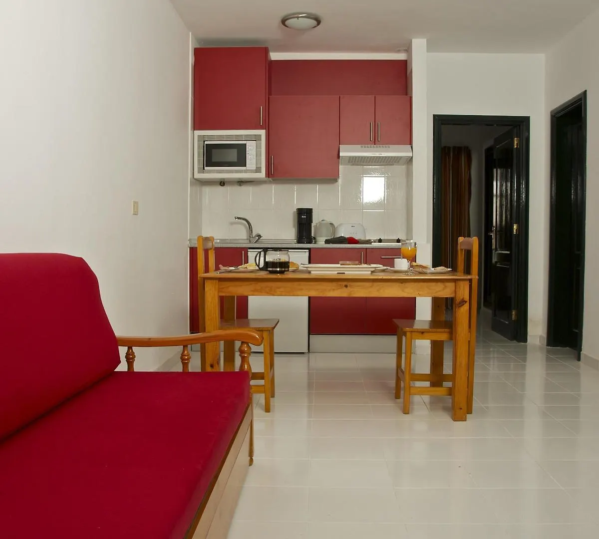 Sol Apartamentos Costa Teguise 3*,
